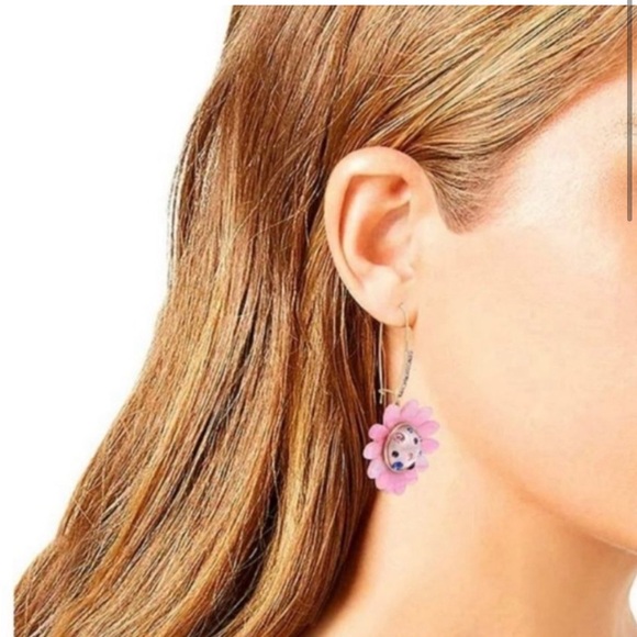 NWT Betsy Johnson Pink Daisy Earrings - Picture 2 of 9